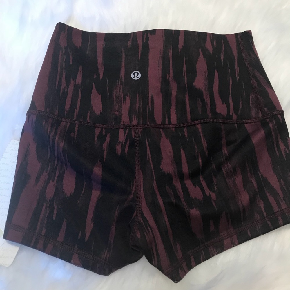 NWT PABO BORDEAUX LULULEMON BOOGIE SHORT ROLL DOWN - Picture 4 of 7